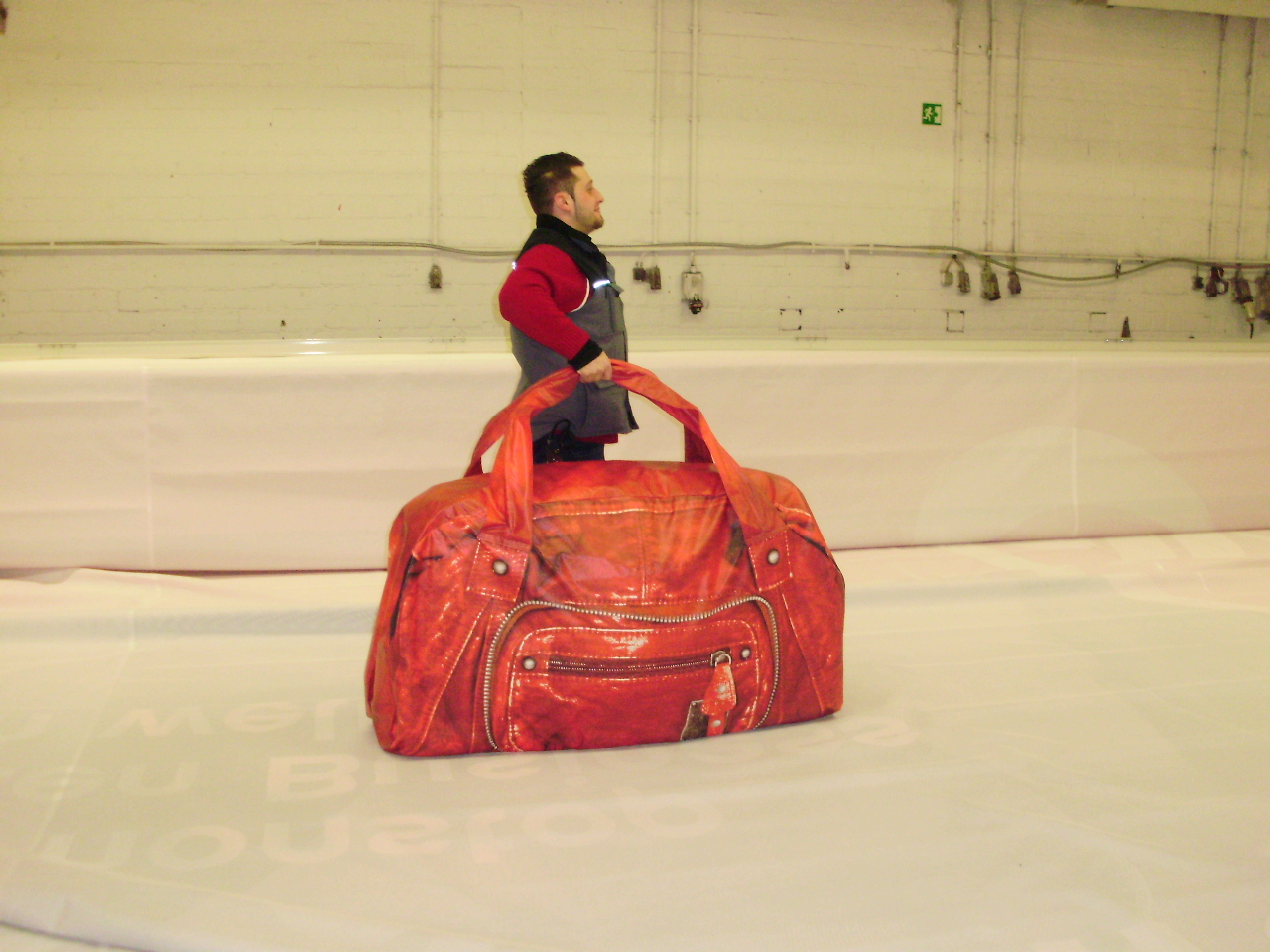 OLYMPUS DIGITAL CAMERA