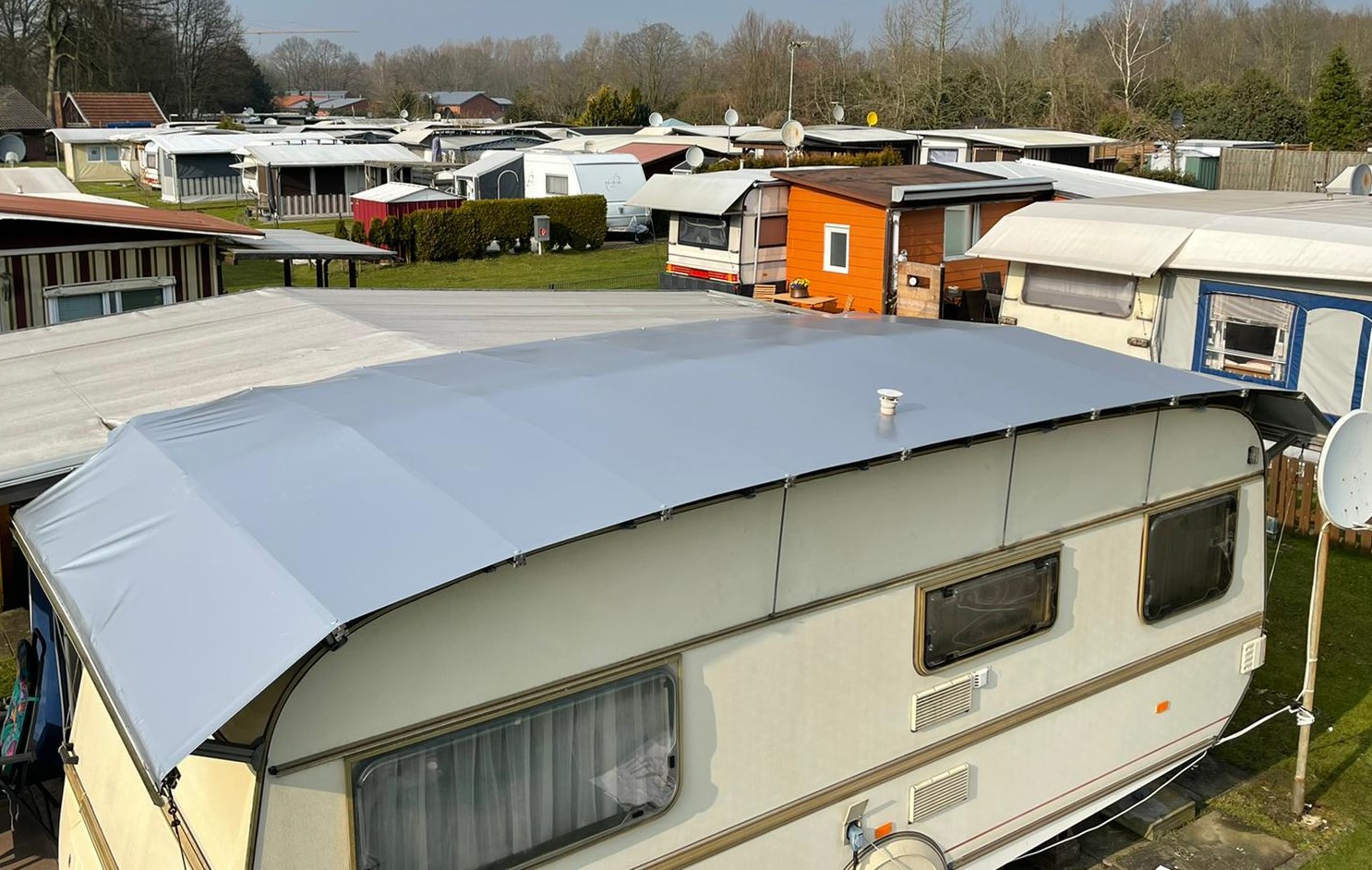 Wohnwagenschutzdach